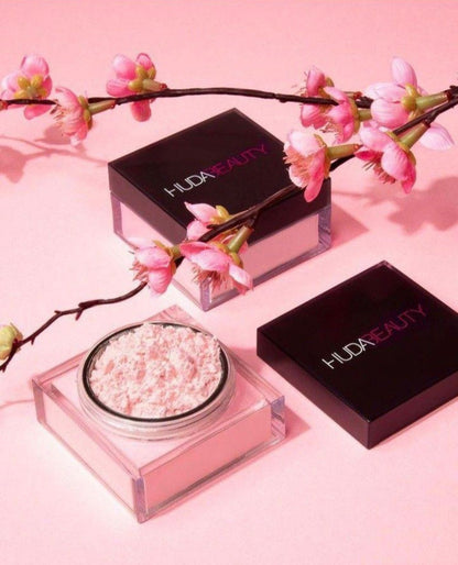 Huda Beauty Easy Bake Loose Powder